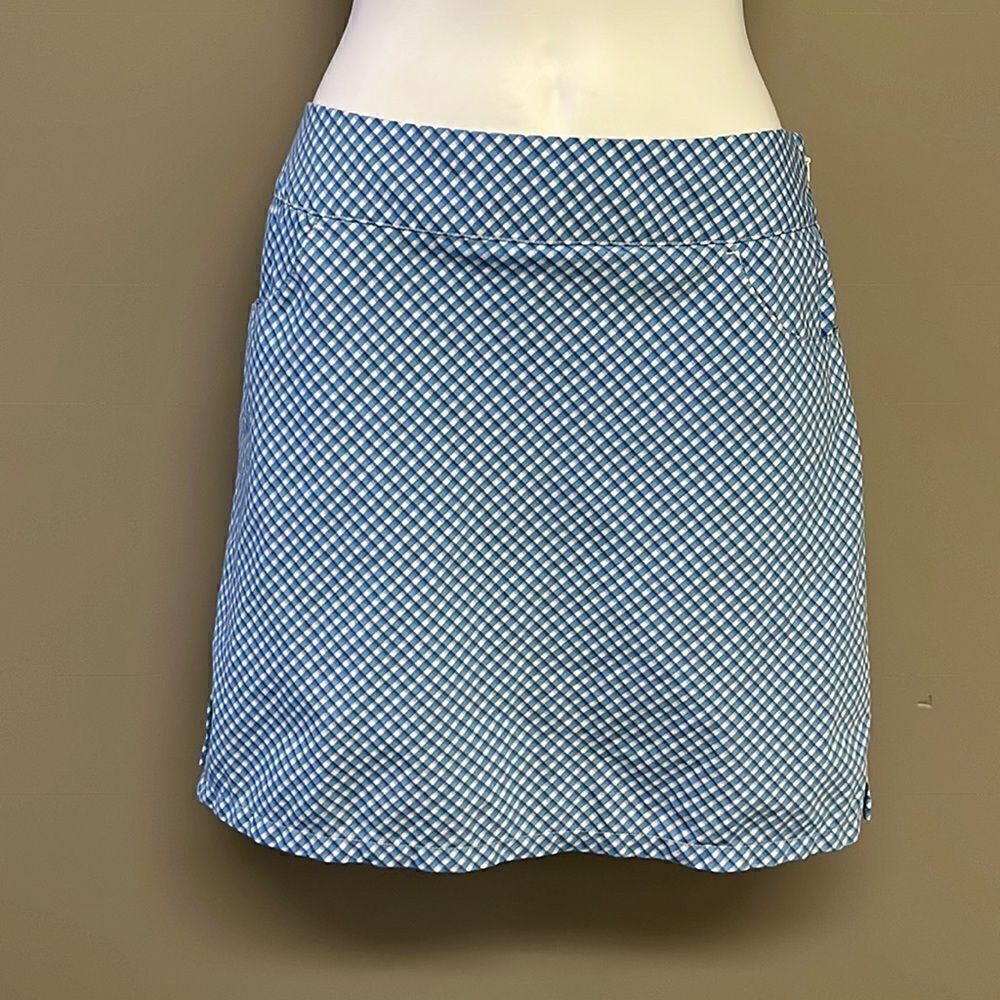 Adidas Women’s Sporty Plaid Skort with Built-In White Mesh Zip-Up Shorts- Size 4
